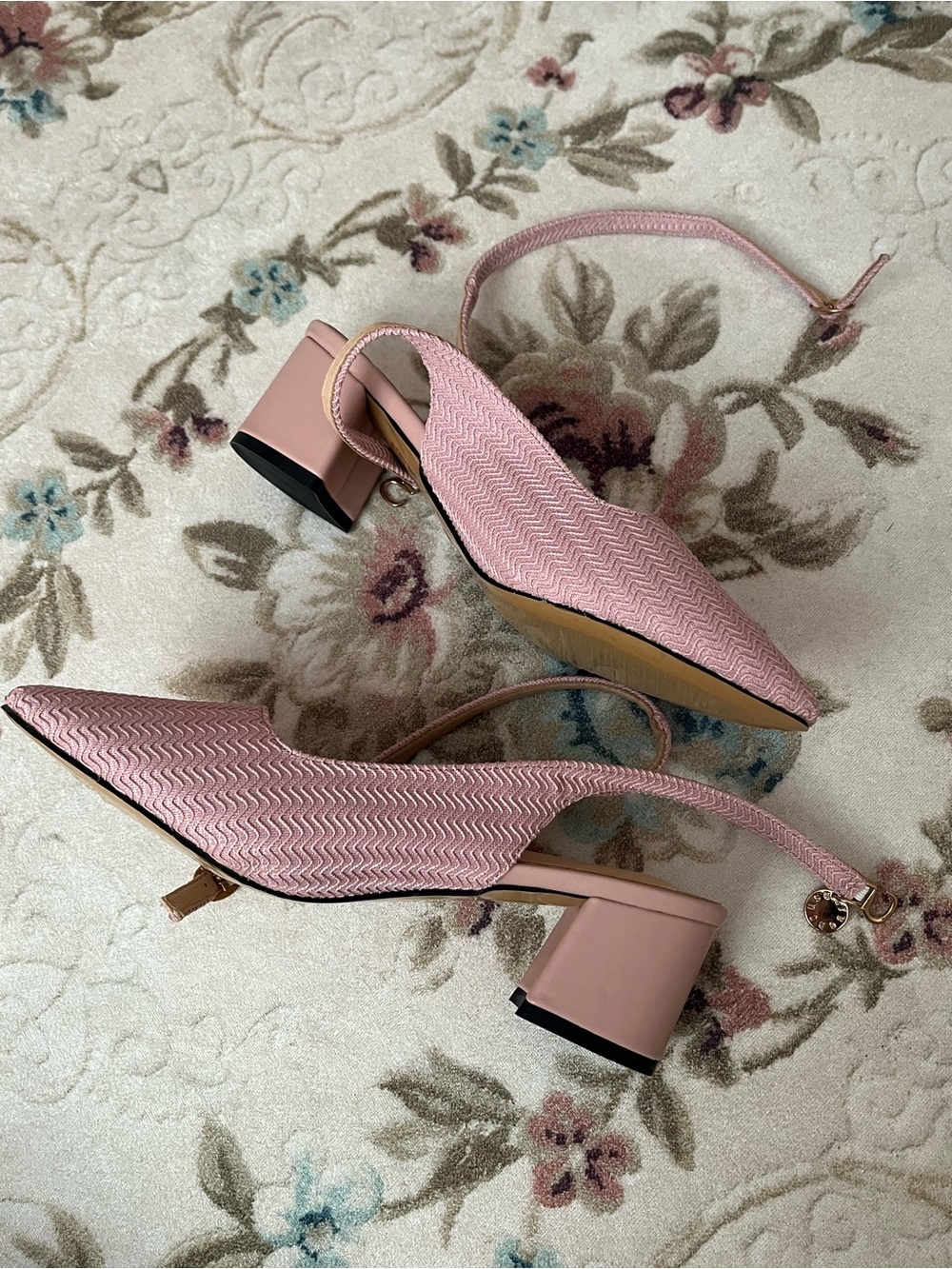 Women's Pink Slingback Pointed-Toe Heels - Picture 3 of 5